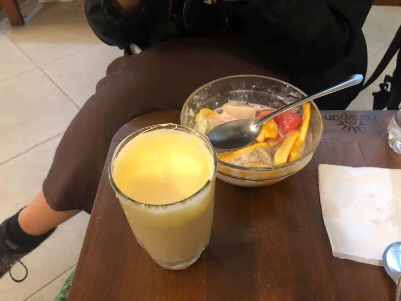 Hanoi Street Food: 13+ Tastings & Train Street - What Makes This Food Tour Stand Out?