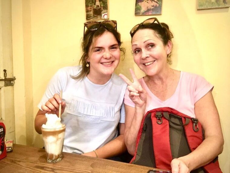 hanoi-street-food-tour-and-experience-hanoi-streets-on-cyclo