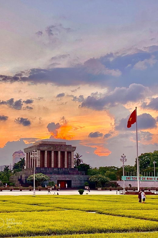 hanoi-sunset-highlights-tour-with-ao-dai-costume