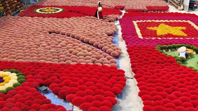 Hanoi: Tam Chuc Pagoda & B-52 Lake or Hat & Incense Village - Visiting Local Villages and Craftsmanship