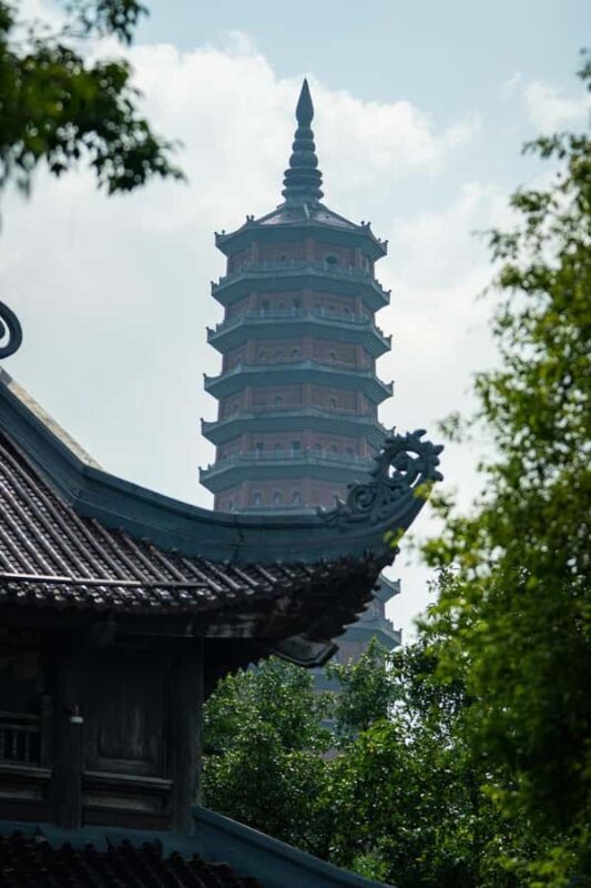 Hanoi: Thang Nghiem Pagoda, Bai Dinh Pagoda Or Incense & Hat - Deep Dive into the Sites