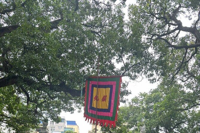 Hanoi to Ninh Binh Day Trip: Mua Cave, Trang An Boat Ride - Lunch - Additional Temples and Cultural Stops