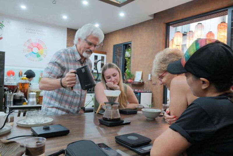 hanoi-ultimate-coffee-workshop-make-learn-taste
