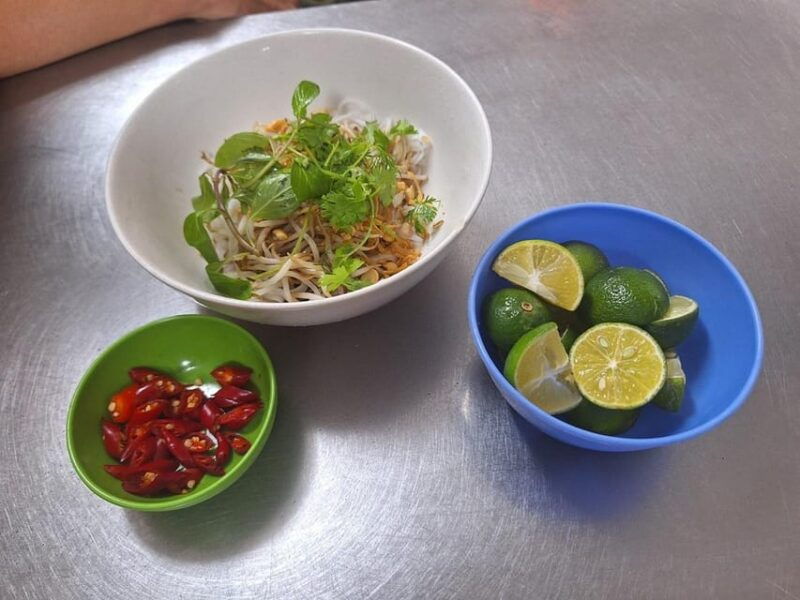 hanoi-vegan-food-tour