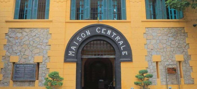 hanoi-vietnam-military-history-museum-landmarks-tour