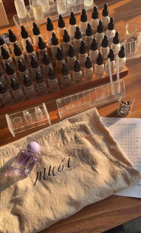 hanoi-vietnam-scents-perfumery-class