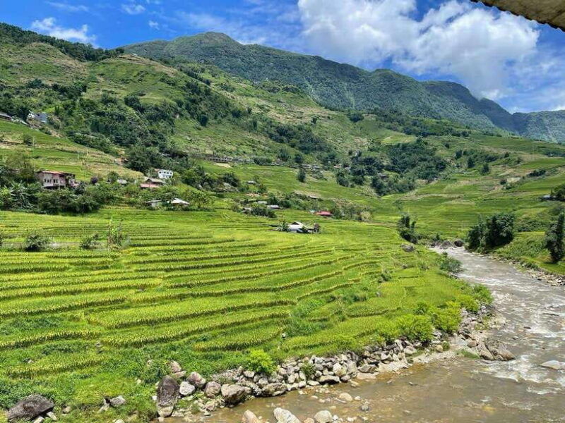 hanoi-visit-all-place-in-sapa-with-easy-rider-2days-1night