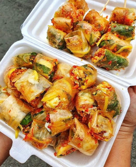 hanoi-walk-and-taste-unique-street-food