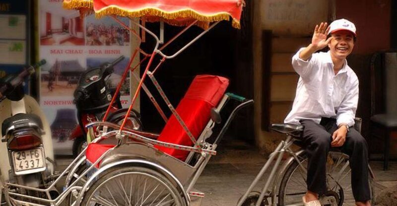 Hanoi Walking Street Food Tour & Cyclo Ride - Whats Included and Whats Not