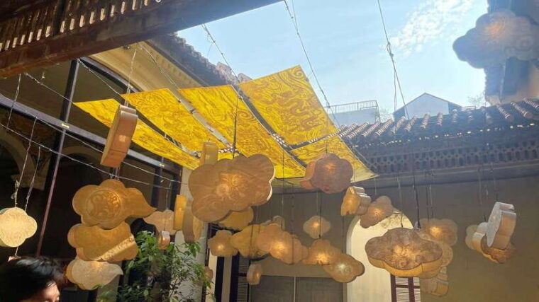 hanoi-walking-tour-with-local-guide