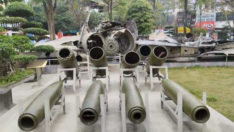 hanoi-war-remnants-museum-and-train-street-on-scooter-tour