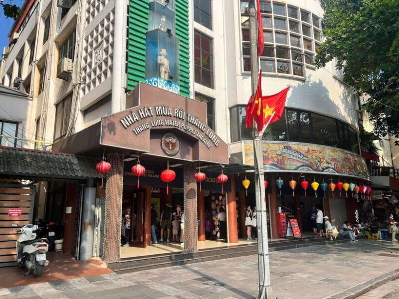 hanoi-water-puppet-show-puppet-making-village-tour-option