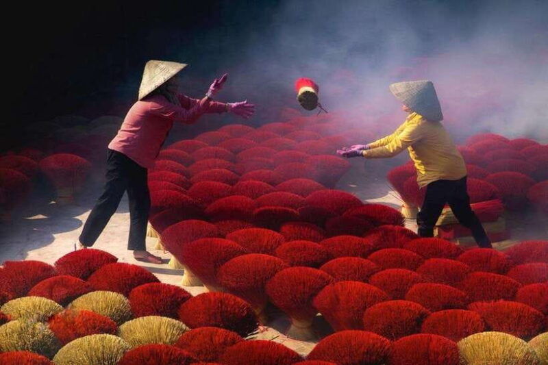 hanoiprivate-tour-quang-phu-cau-and-perfume-pagoda