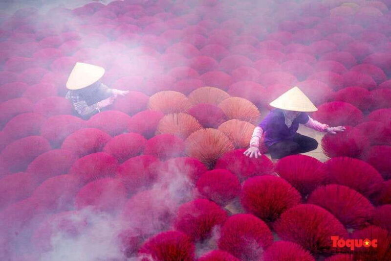 hanois-artisan-trailincense-villagehatlacquer-train-st