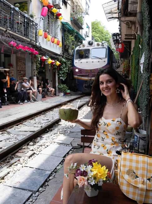 Hanois French Quarter Tour and Train Street - Learning About Women’s Contributions and Religious Sites
