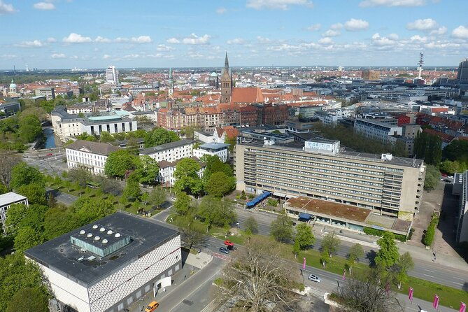 hanover-private-walking-tour-with-a-professional-guide