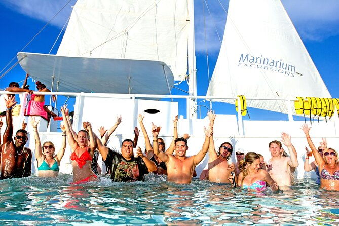 happy-hour-party-boat-with-snorkeling