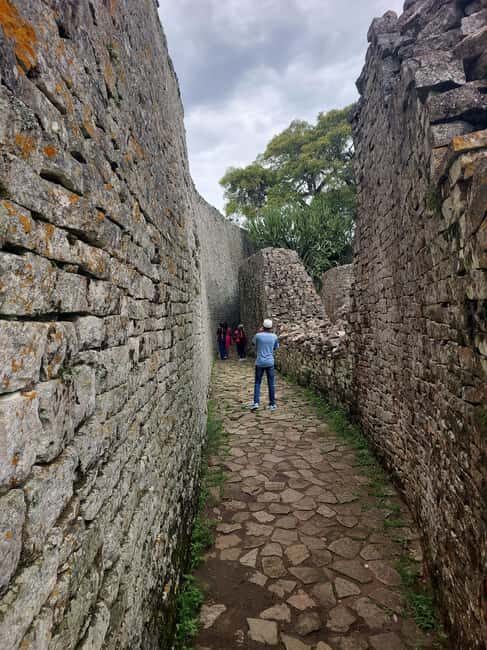 Harare: Chinhoyi Caves Day Trip with Lunch and Transfer - The Journey and Logistics
