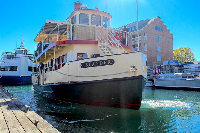 harbor-lights-and-sights-cruise