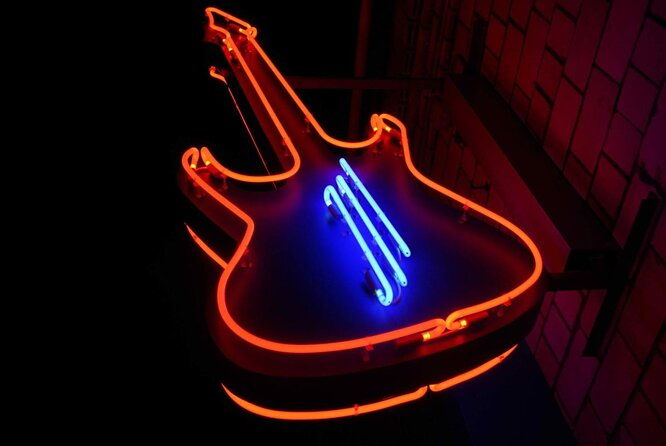 hard-rock-cafe-prague-with-set-lunch-or-dinner