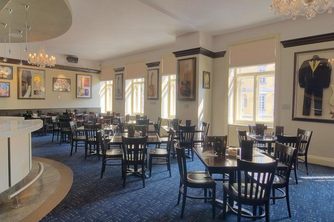 hard-rock-cafe-prague-with-set-lunch-or-dinner