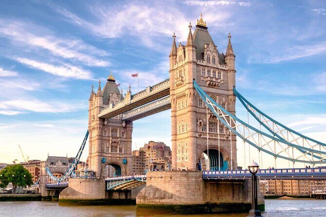 Harry Potter Filming Locations: Private Black Cab Tour in London - Key Points