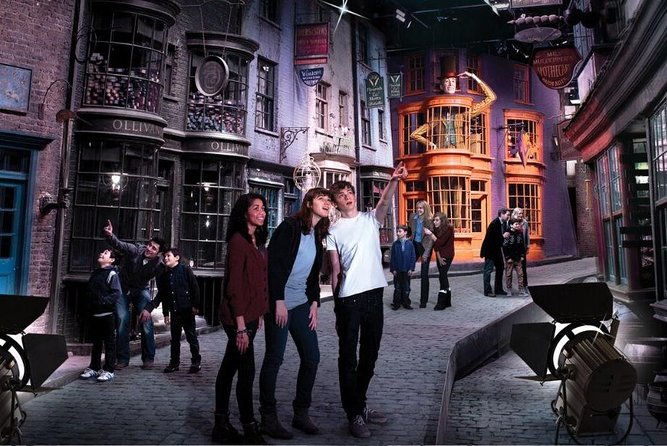 harry-potter-warner-bros-studio-tour-with-transport-from-london