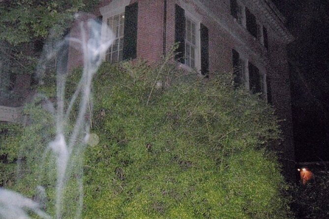 haunted-footsteps-ghost-paranormal-salem-tour
