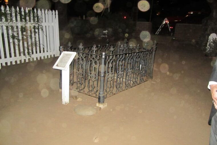 haunted-history-paranormal-tour-go-old-town