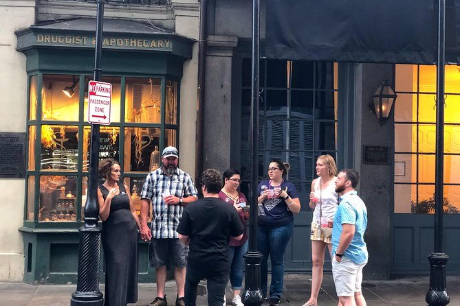 haunted-pub-crawl-in-new-orleans