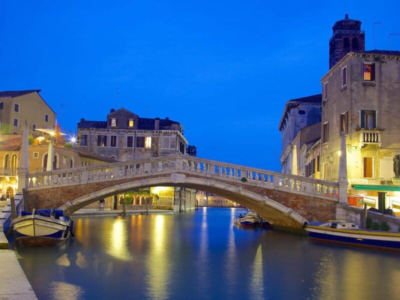 haunted-venice-tour-ghostly-legends-and-eerie-landmarks