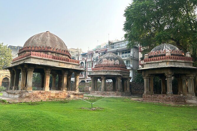 Hauz Khas Village: A Self Guided Walking Tour - Key Points