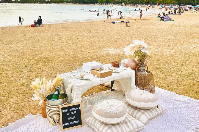 hawaii-beach-picnic-date