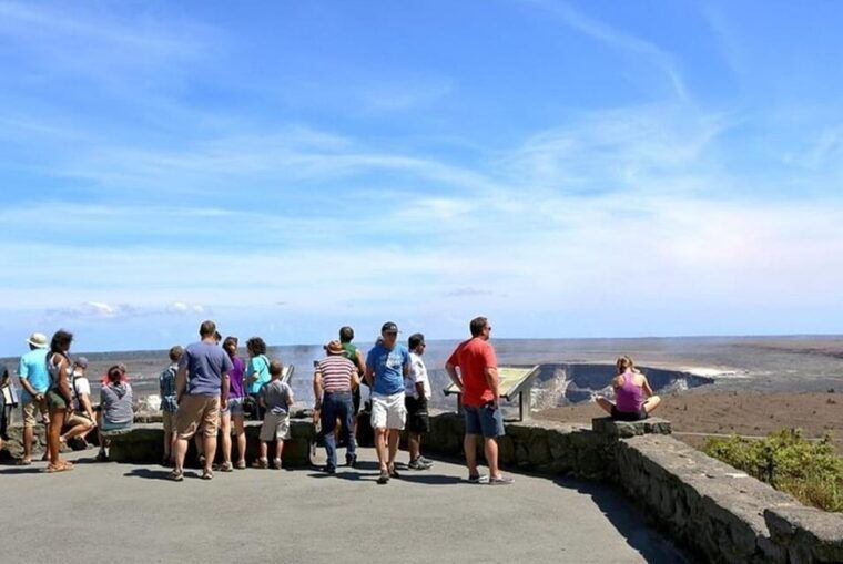 hawaii-hilo-volcano-day-tour-from-oahu-island-and-pick-up-2