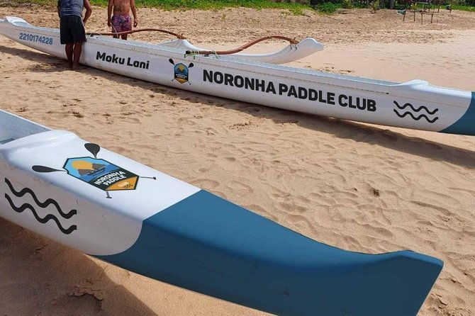 hawaiian-canoe-in-fernando-de-noronha