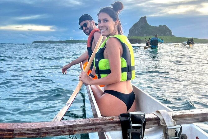 hawaiian-canoeing-in-noronha