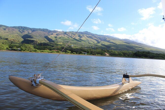 hawaiian-outrigger-sailing-canoe-experience-on-molokai