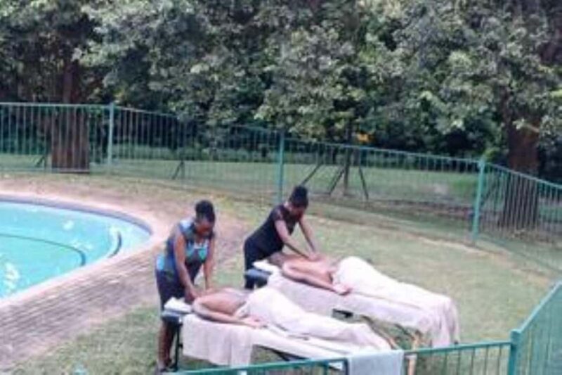 Hazyview : Couple Massage - 60 minutes - The Booking Process and Practicalities
