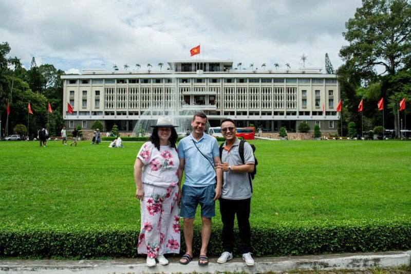 HCM: Half-day City Iconic Landmarks with Local Guide - What to Expect: A Well-Rounded City Snapshot