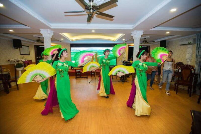 hcm-saigon-river-dinner-cruise