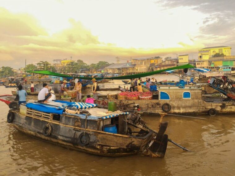 hcmc-cai-rang-floating-market-mekong-delta-private-tour