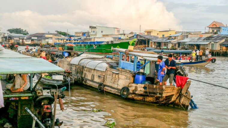 hcmc-cai-rang-floating-market-mekong-delta-private-tour