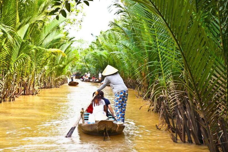 HCMC: Cu Chi Tunnels & Mekong Delta VIP Tour by Limousine - Transportation and Group Size