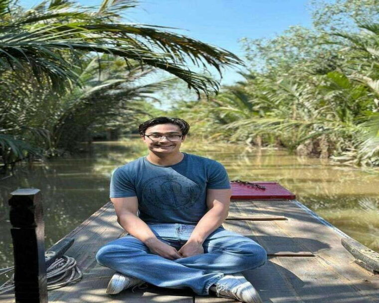 hcmcity-full-day-combine-cu-chi-tunnels-mekong-delta