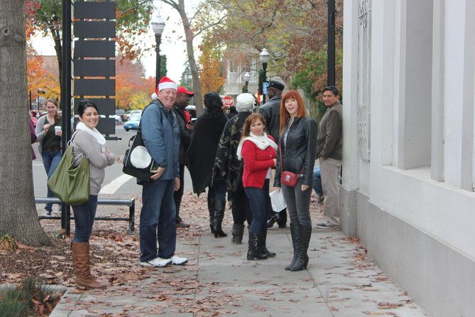 healdsburg-wine-food-holiday-walking-tour