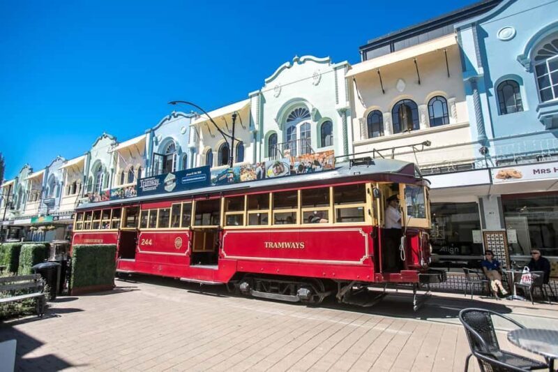 Heartbeat of the City: Private Christchurch Walking Tour - An In-Depth Look at the Christchurch Walking Tour