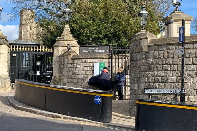 heathrow-airport-arrival-to-london-via-windsor-castle