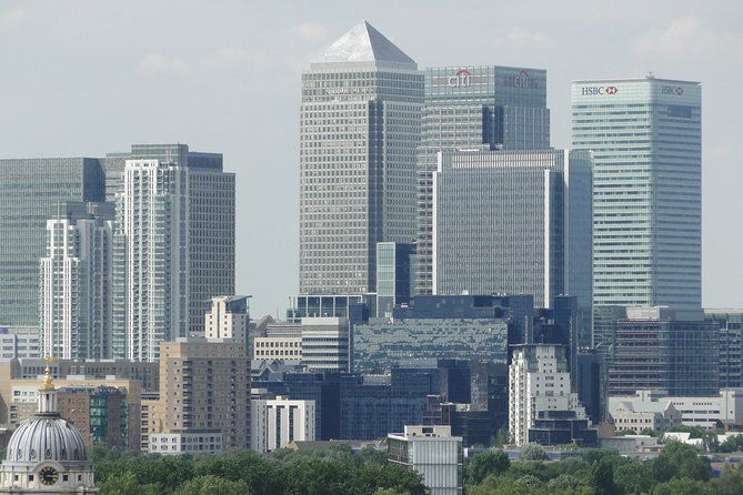 heathrow-airport-private-transfers-to-from-london-postcode-e1-to-e14