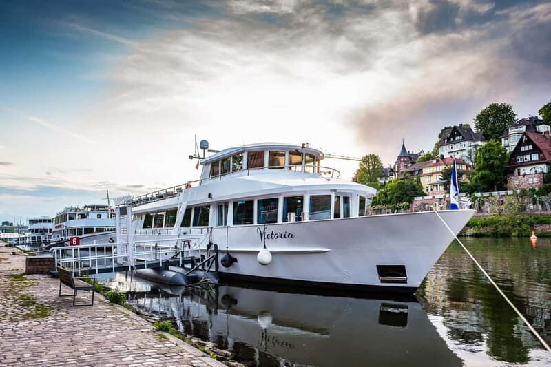 Heidelberg: Neckar River Sightseeing Cruise with a Drink - Who This Cruise Is Best For