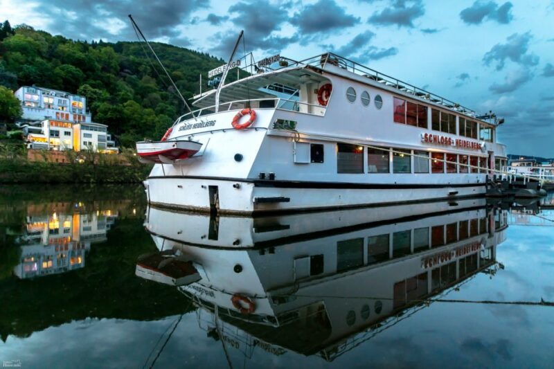 heidelberg-sightseeing-boat-tour-with-mulled-wine
